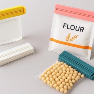 Double Layer Sealing Clips for Liquid and Powder Bags Leak Proof Plastic Grips for Kitchen Storage and Travel Security Needs